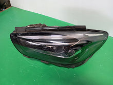 Laden Sie das Bild in den Galerie-Viewer, Frontscheinwerfer Mercedes-Benz W247 A2479061903 Links Scheinwerfer Headlight SCH2209331261uw