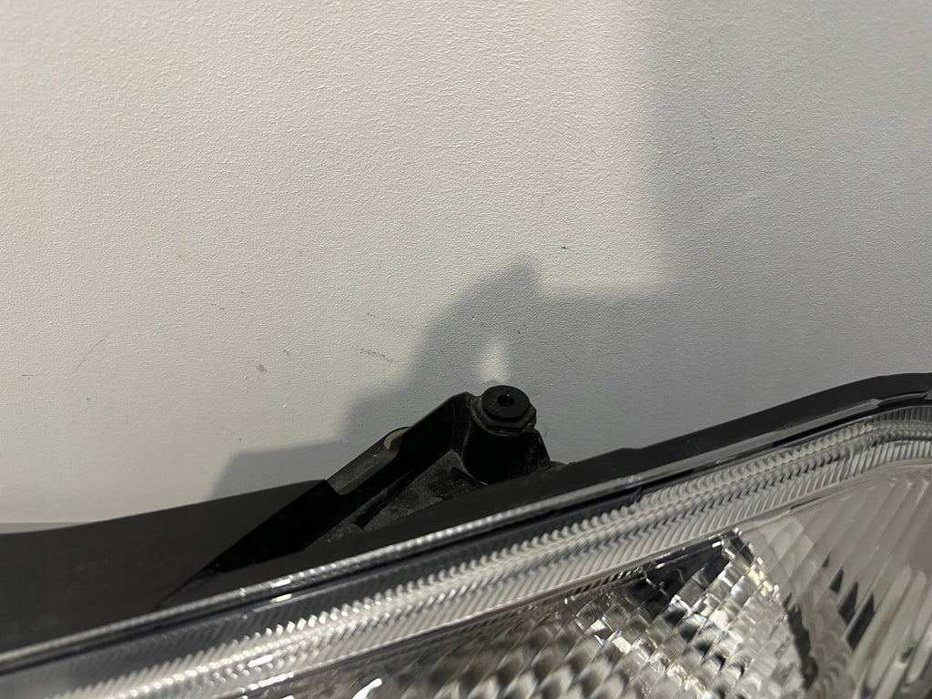 Frontscheinwerfer Skoda Fabia II 5J1941015E Links Scheinwerfer Headlight