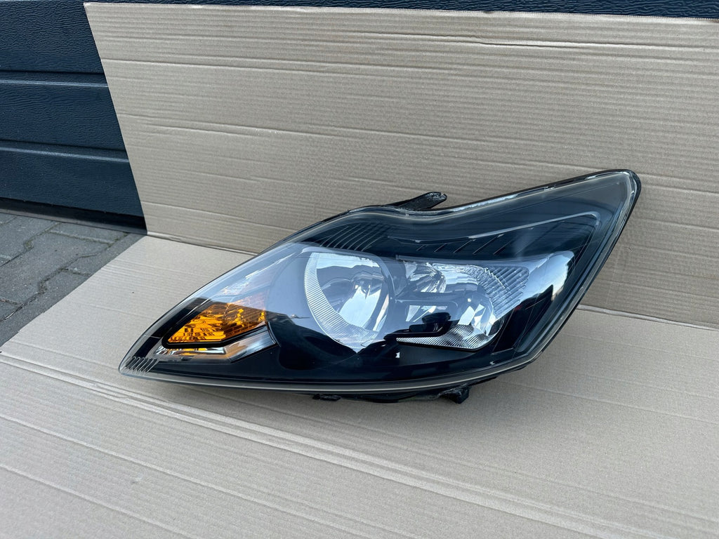 Frontscheinwerfer Ford Focus 8M51-13W030-CF Links Scheinwerfer Headlight SCH9571954481se
