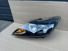Laden Sie das Bild in den Galerie-Viewer, Frontscheinwerfer Ford Focus 8M51-13W030-CF Links Scheinwerfer Headlight SCH9571954481se