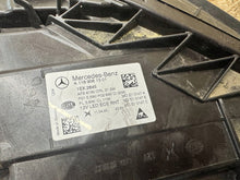 Laden Sie das Bild in den Galerie-Viewer, Frontscheinwerfer Mercedes-Benz Cla A1189061301 Links Scheinwerfer Headlight SCH7058245562gq