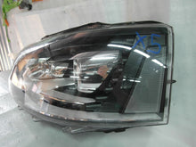 Laden Sie das Bild in den Galerie-Viewer, Frontscheinwerfer VW T5 7E5941015B Xenon Links Scheinwerfer Headlight