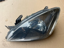 Laden Sie das Bild in den Galerie-Viewer, Frontscheinwerfer Mitsubishi Lancer VII I Links Scheinwerfer Headlight SCH8092643690hq