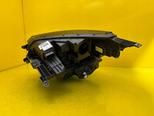 Laden Sie das Bild in den Galerie-Viewer, Frontscheinwerfer Skoda 5LB941036A LED Rechts Scheinwerfer Headlight SCH2827123561vc