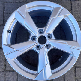 1x Alufelge 18 Zoll 8.0