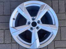 Laden Sie das Bild in den Galerie-Viewer, 1x Alufelge 18 Zoll 8.0" 5x112 39ET Glanz Schwarz 4K0601025D Audi Rim Wheel FEL8586988590po