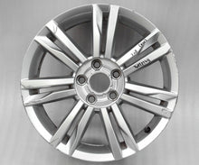 Load image into Gallery viewer, 1x Alufelge 17 Zoll 7.0" 5x112 49ET Glanz Silber 5G0601025BS VW Golf Viii FEL5459731502wx