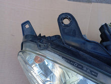 Laden Sie das Bild in den Galerie-Viewer, Frontscheinwerfer Peugeot 807 89006378 1494311080 Xenon Rechts Headlight SCH2384008251iw
