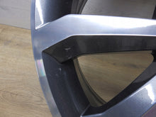 Laden Sie das Bild in den Galerie-Viewer, 1x Alufelge 17 Zoll 7.0&quot; 5x112 49ET Glanz Silber 5E0601025 Skoda Octavia Iii