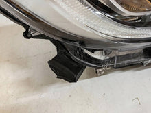 Laden Sie das Bild in den Galerie-Viewer, Frontscheinwerfer Toyota Yaris CCI4379 Rechts Scheinwerfer Headlight SCH8393389792aq