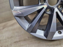 Laden Sie das Bild in den Galerie-Viewer, 1x Alufelge 17 Zoll 5x112 2GA601025B VW T-Roc Rim Wheel FEL2015461855af
