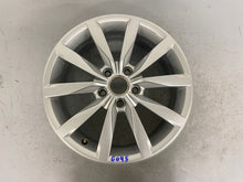 Laden Sie das Bild in den Galerie-Viewer, 1x Alufelge 17 Zoll 6.0" 5x112 48ET Glanz Silber 5G0601025K VW Golf Vii FEL1924467283ff
