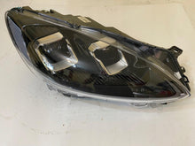 Laden Sie das Bild in den Galerie-Viewer, Frontscheinwerfer Ford Kuga LV4B-13E016-AN Rechts Scheinwerfer Headlight SCH5571175739id