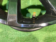 Load image into Gallery viewer, 1x Alufelge 16 Zoll 6.5" 4x108 38ET 9847228980 Opel Corsa F Rim Wheel FEL7601363402gh