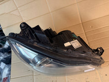 Load image into Gallery viewer, Frontscheinwerfer Mercedes-Benz W204 A20482044 Rechts Scheinwerfer Headlight SCH7203699440lf
