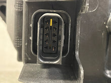 Laden Sie das Bild in den Galerie-Viewer, Frontscheinwerfer Opel Mokka 9847939580 Rechts Scheinwerfer Headlight SCH3828001415tj