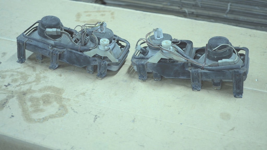 Frontscheinwerfer Audi Coupe 437941663A 857941653A Ein Stück (Rechts oder Links)