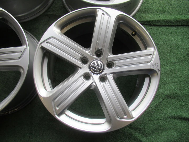 4x Alufelge 18 Zoll 7.5" 5x112 49ET Glanz Silber 5G0601025 VW Golf Vii Rim Wheel FEL7142618788zf