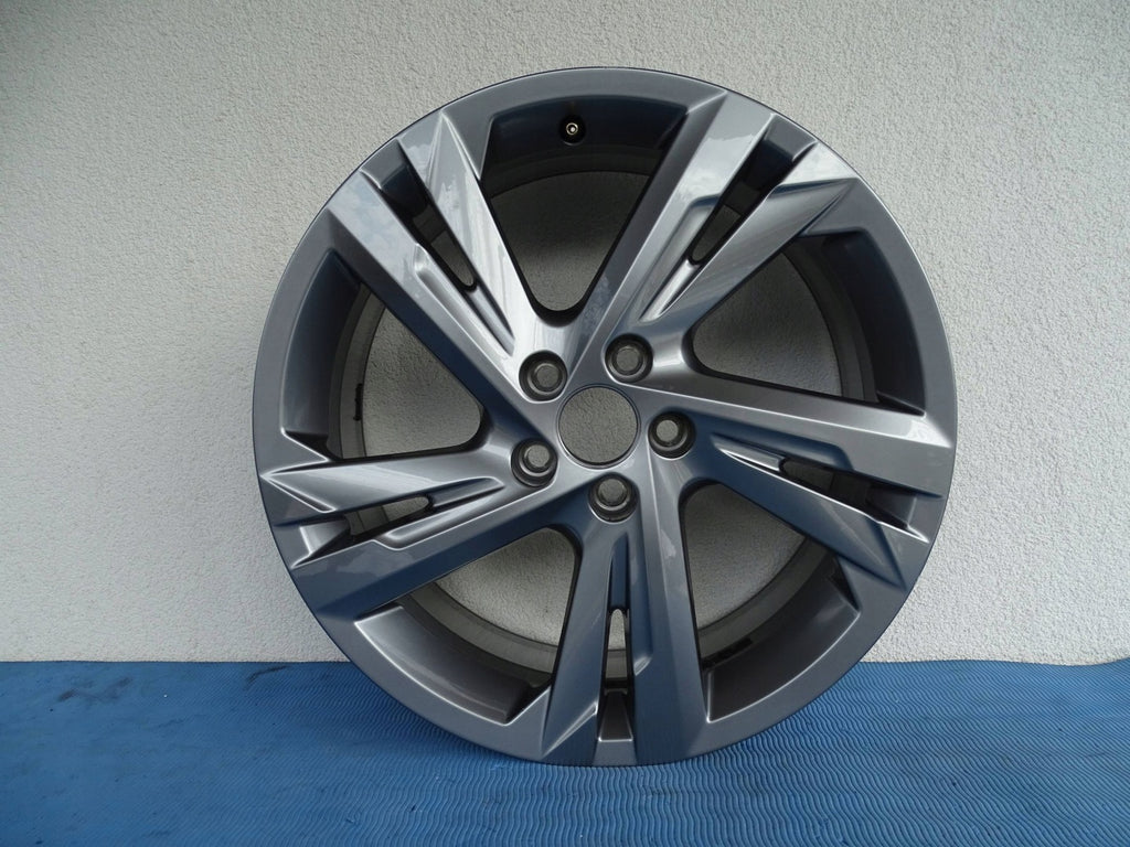 1x Alufelge 17 Zoll 5x100 2G7601025E VW T-Cross Rim Wheel FEL2301561369lj
