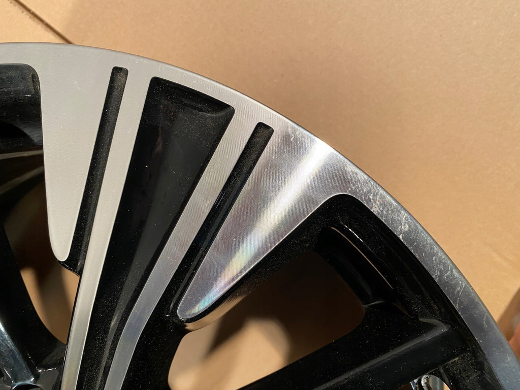 1x Alufelge 18 Zoll 7.0" 5x114.3 38ET Mitsubishi Outlander Rim Wheel FEL6551589872bi