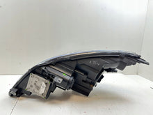 Laden Sie das Bild in den Galerie-Viewer, Frontscheinwerfer Opel Zafira C LE10A6240 Rechts Scheinwerfer Headlight SCH7149039251zs
