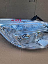 Laden Sie das Bild in den Galerie-Viewer, Frontscheinwerfer Opel Meriva A B 13305776 Halogen Rechts Scheinwerfer Headlight SCH1393524350sw