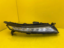 Laden Sie das Bild in den Galerie-Viewer, Frontscheinwerfer Mitsubishi Eclipse Cross I 92206010 LED FALSE Headlight SCH7273967133ef