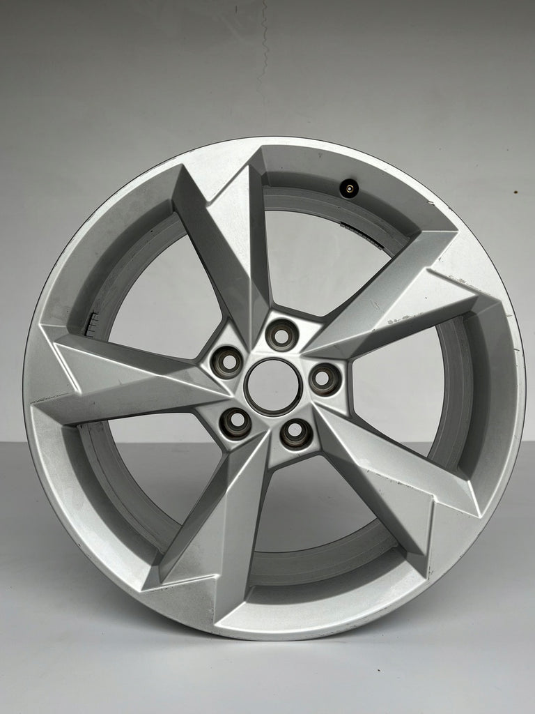 1x Alufelge 19 Zoll 7.0" 5x112 43ET Glanz Silber 83A601025N Audi Q3 Rim Wheel