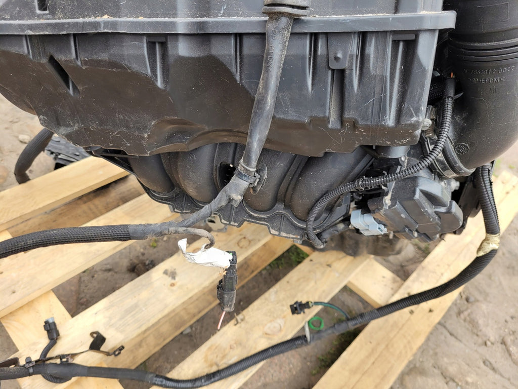 Motor Peugeot I 10FGAN 1.4 VTI 73PS 54kW Benzin Engine Komplett