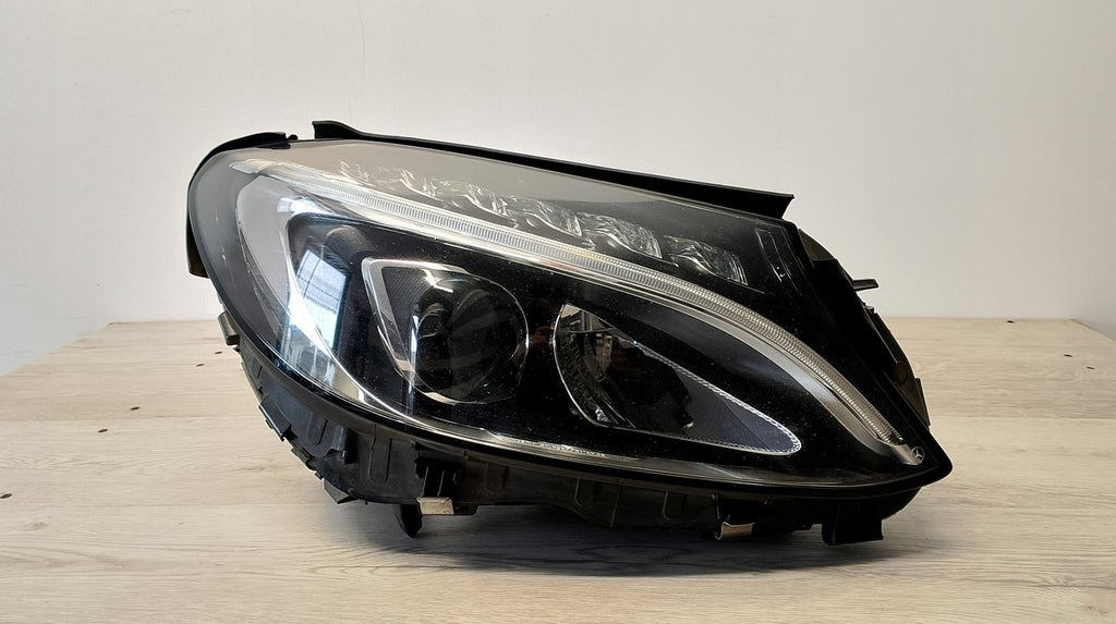 Frontscheinwerfer Mercedes-Benz W205 A2058200661 LED Rechts Headlight SCH2807061184gp