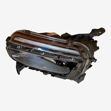 Load image into Gallery viewer, Frontscheinwerfer Jeep I 52218717 52218721 LED Ein Satz Scheinwerfer Headlight SCH8784522695vh