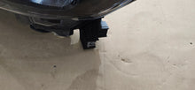 Laden Sie das Bild in den Galerie-Viewer, Frontscheinwerfer Toyota Hilux VIII Links Scheinwerfer Headlight SCH4532491197cp