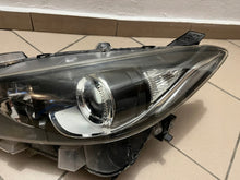 Load image into Gallery viewer, Frontscheinwerfer Mazda Bm BHR1-51040 Links Scheinwerfer Headlight SCH2153339142wb
