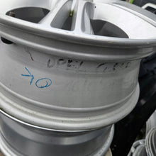 Load image into Gallery viewer, 1x Alufelge 16 Zoll 6.0" 4x100 40ET Glanz Silber Opel Corsa Rim Wheel FEL6631278217ql