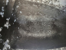 Laden Sie das Bild in den Galerie-Viewer, 1x Alufelge 17 Zoll 7.0" 5x114.3 45ET Glanz Silber 52910-3E703 Kia Sorento FEL1023118832ep