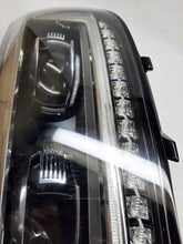 Load image into Gallery viewer, Frontscheinwerfer VW Touran 5TB941081A LED Links Scheinwerfer Headlight