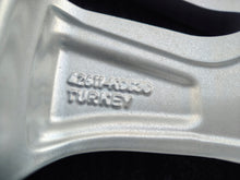 Load image into Gallery viewer, 1x Alufelge 15 Zoll 6.0" 5x100 45ET Glanz Silber 42611-K0030 Toyota Yaris FEL9364457705mj