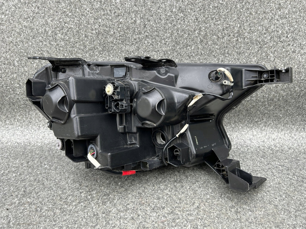 Frontscheinwerfer Ford Ranger Links Scheinwerfer Headlight SCH7368424917st