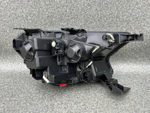 Load image into Gallery viewer, Frontscheinwerfer Ford Ranger Links Scheinwerfer Headlight SCH7368424917st