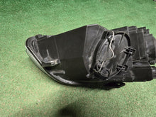 Load image into Gallery viewer, Frontscheinwerfer Audi A4 B7 8E0941003AJ Links Scheinwerfer Headlight SCH2483285680ie