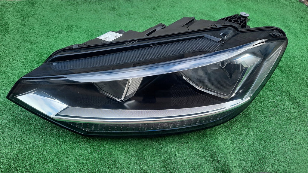 Frontscheinwerfer VW Touran 5TB941005A Links Scheinwerfer Headlight