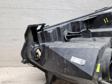 Laden Sie das Bild in den Galerie-Viewer, Frontscheinwerfer Renault Master III 260105567R Rechts Scheinwerfer Headlight SCH9766894748ko