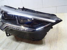 Laden Sie das Bild in den Galerie-Viewer, Frontscheinwerfer Audi Q3 83A941034 LED Rechts Scheinwerfer Headlight
