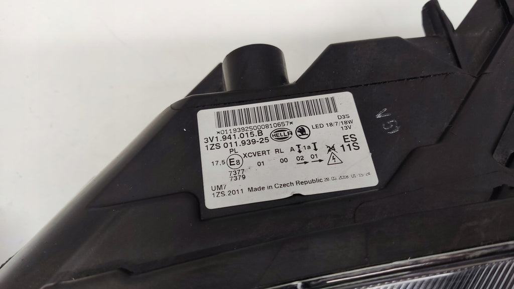 Frontscheinwerfer Skoda Superb III 3V1941015B Xenon Rechts oder Links