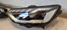 Laden Sie das Bild in den Galerie-Viewer, Frontscheinwerfer Audi A4 B9 8W0941034D 8W0941033D LED Rechts oder Links SCH3892901165ob