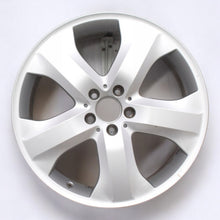 Load image into Gallery viewer, 1x Alufelge 19 Zoll 9.5&quot; 5x112 56ET Silber A1644015102 Mercedes-Benz Rim Wheel