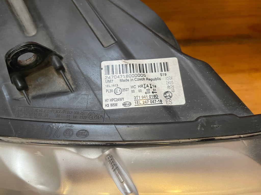 Frontscheinwerfer Skoda Superb II 3T19410150 3T1941018 Links Headlight