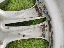 Load image into Gallery viewer, 1x Alufelge 18 Zoll 9.0" 5x120 14ET 6780225 BMW 6 E63 E64 Rim Wheel FEL1330972634lw
