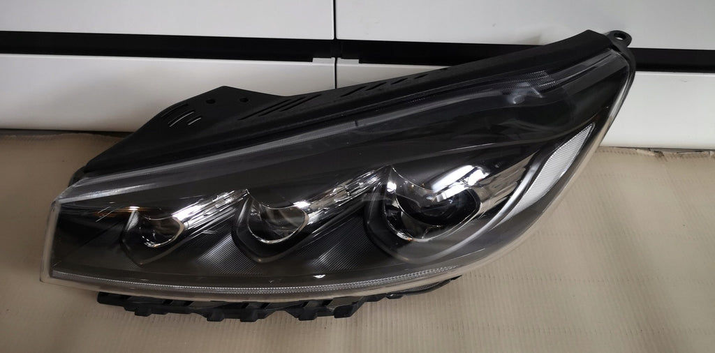 Frontscheinwerfer Kia Sorento III C5921-22210 LED Ein Stück (Rechts oder Links)