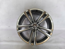 Laden Sie das Bild in den Galerie-Viewer, 1x Alufelge 18 Zoll 7.5" 5x112 51ET 5G0601025DC VW Golf Vii Rim Wheel FEL2024631229fm